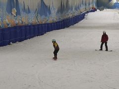 -乔波室内滑雪场