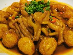 鹌鹑蛋烧去骨鸭掌-时间仓(月湖公园店)