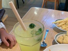 -菲滋意式餐厅(金华银泰城店)