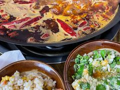 -黄潇洒老火锅(九眼桥宏济巷店)