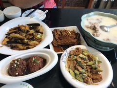 黄豆排骨-梅飞酒家(桑园路店)