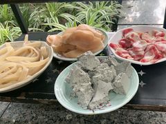 -肖肖酸萝卜鱼火锅(总店)