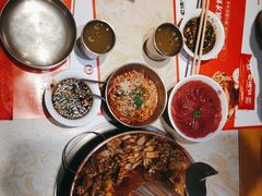 -老佛爷炭火蛙锅直营(清滨路总店)
