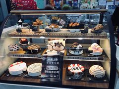面包甜点陈列柜-DQ·蛋糕·冰淇淋(川沙东海岸店)