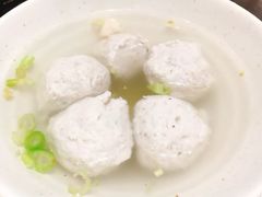 爆汁鲨鱼丸汤-邵子牙·中华老字号(定安路店)