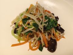 -绿杨春·淮扬宴(庐山路店)
