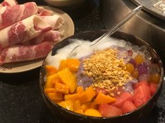 -洞亭火锅(防空洞总店)