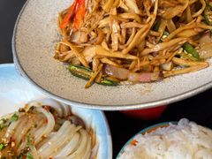 -川流不息·地道川菜·小龙虾(松东路店)