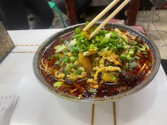 -胥佳烧鸡公牛肉面馆