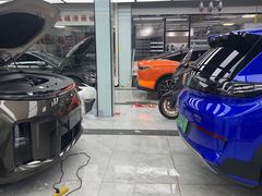 -新月LLumar龙膜汽车贴膜官方授权(肖村桥店)
