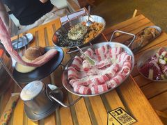 -叽叽扎扎烤肉场(生态城万达店)