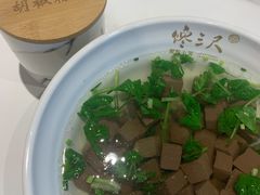 -馋三尺蟹粉小笼(人民广场店)