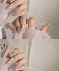 -桃子的美甲店