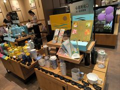 -星巴克(虹口龙之梦办公楼店)