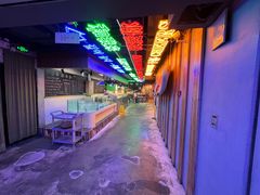 大堂-日进一片海.生腌海鲜火锅.宵夜烧烤(三里屯总店)