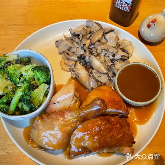 CHICKEN&EGG葡式霹雳烤鸡(悟锦世纪大楼店)