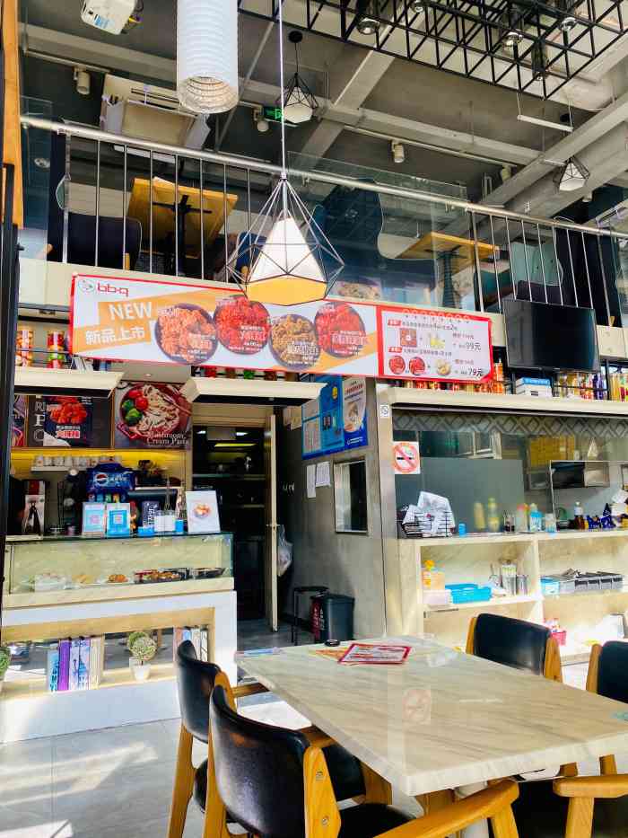 bbq比比客韩国炸鸡(银亭路店)-"本来想再去看看二硕的,结果代言人变成