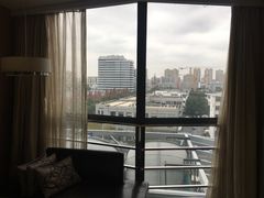 -上海漕河泾万丽酒店