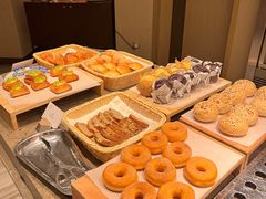 -深圳彭年万丽酒店