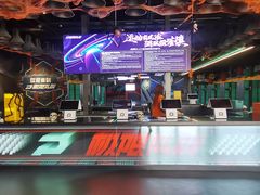 -极限PLAY运动娱乐新世界·团建派对潮玩休闲馆·室内蹦极高空游乐园