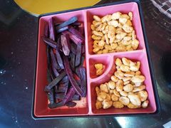 -铜锣湾·有麝自然香(渝北财富中心店)