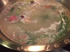 -重庆爽翻天老火锅(临平万达广场店)