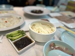 炸酱面-玉林烤鸭店(定福庄店)