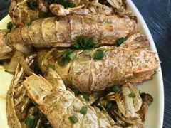 -覃记海鲜美食餐厅