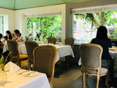 靠窗位-蝶舍·MAISON PAPILLON