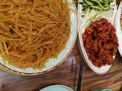 -合合春饼·酱骨·东北菜(潘家园店)