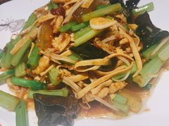 -满堂春特色餐馆