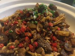 牛三鲜-花间酒庭院餐厅(谷山店)
