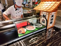-三英温泉度假酒店-自助餐厅
