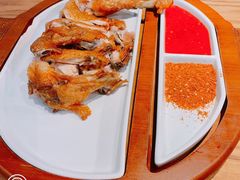-麦麦山云南菜(复地活力城店)