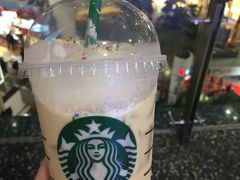 -星巴克(广州正佳广场4层店)