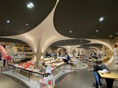 -钟书阁(珍园店)