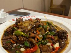 -鲁南仔·滕州炒鸡(经三路店)
