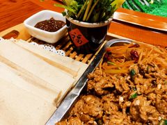 渔村煎饼-小船渔村•大连菜•大连焖鱼(黄河路店)