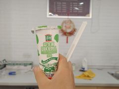 -光明牛奶棚(南泉店)