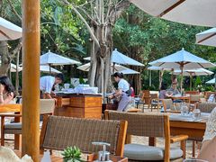 -三亚艾迪逊酒店·海滩烧烤 BARBACOA·现场乐队·浪漫晚餐·烧烤海鲜