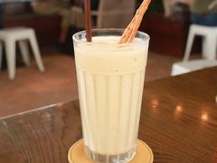 -ROAST coffee & eatery