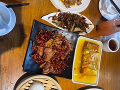 -隔壁老王·家常云南菜(花巷店)