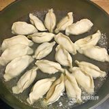 10分钟完成一道家常菜——香煎饺子