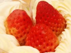 春樱草莓蛋糕-星巴克(杭州大厦C座店)