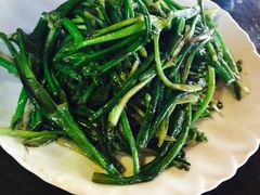 -民食香·腊排骨野生菌美食(木府店)