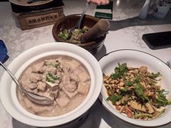 -费大厨辣椒炒肉(黄兴中心广场店)