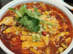 -川流不息·地道川菜·小龙虾(松东路店)