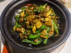-巷子里小酒馆(繁荣路店)