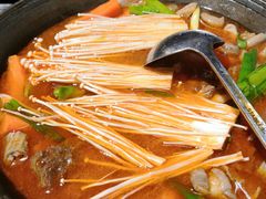 -霄汉牛三鲜湖北砂锅菜(万松园2店)
