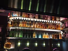 -TASTE ROOM Bar